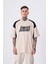 Erkek Contrast Shoulder Detail Baskılı Oversize Açık Bej Tişört 1