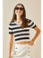 Beyaz Bisiklet Yaka Çizgili Triko Crop Bluz 5YXK2-48371-01 3