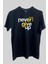 %100 Pamuk Standart Kesim Sıfır Yaka Kısa Kollu Never Give Up Baskılı Siyah T-Shirt 1