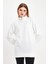 Kadın Sweatshirt, Beyaz Sweatshirt, Fermuar Yakalı Sweatshirt, Oversize Sweatshirt 2