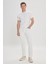 ALTINYILDIZ CLASSICS Erkek Beyaz Slim Fit Dar Kesim 5 Cep Armürlü Esnek Pantolon 2