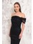 Düşük Kol Pullu Siyah Abiye 3