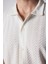 Slim Fit Dar Kesim Kısa Kollu Nefes Alan Örme Doku Armür Desenli Yazlık Beyaz Erkek Gömlek 4