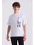 Beyaz Over Size Yazı Baskılı Bisiklet Yaka T-Shirt 1