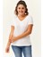 Kadın Büyük Beden V Yaka Basic Kısa Kollu Beyaz T-Shirt 3