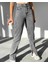Kadın Paça Yırtmaçlı Mom Jeans Pantolon Koyu Gri 2