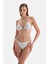 Beyaz Üçgen Küçük Bikini Üst 4