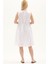 Beyaz Kolsuz Vual Yırtmaçlı Midi Boy Yazlık Elbise 5