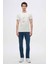 Slim Fit Beyaz Nakışlı T-Shirt 2EC1454060070 4