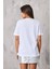 Siyah Taş Işlemeli Tasarım Oversize Beyaz Kadın T-Shirt 3