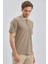 Taş Rengi Desenli Jakarlı Polo Yaka Cepli Klasik Comfort Fit Rahat Kesim Tişört 1011240172 4