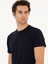 Erkek Lacivert Slim Fit Bisiklet Yaka Basic T-Shirt 50284773-VR033 2