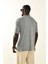 Gri Yaka Detaylı T-Shirt 4
