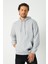 Erkek Gri Basic Kapüşonlu Regular Fit Normal Kesim 2 Iplik Kumaş Günlük Sweatshirt CMRE49 1