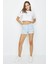 Kadın Yırtık Detaylı Mini Denim Şort 4