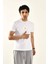 Beyaz Papatya Nakış Detaylı Bisiklet Yaka T Shirt 5