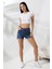 Bisiklet Yaka Kompakt Penye Esnek Kumaş Crop T-Shirt 21750 Beyaz 1