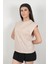 Kadın Kısa Kollu Bej T-Shirt %100 Pamuk Kolları Ribanalı Bisiklet Yaka - 24503 2