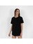 Oval Etek Nakışlı Unisex Siyah T-Shirt 5