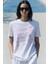 In The Garden Yazılı Fiyonk Baskılı Beyaz Kadın T-Shirt 1