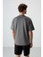 Koyu Gri Pamuklu Kalın Yüzeyi Dokulu Oversize Fit Baskılı Erkek T-Shirt - 88366 5