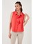 Yakası Volanlı Regular Fit Kolsuz Gömlek Bayan Gömlek 611GO0110 4