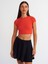 30936 Vücuda Oturan Crop Top-K.kırmızı 1