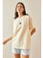 Bej Bisiklet Yaka Yazılı Oversize Tshirt 5YXK1-48701-25 2
