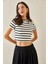 Siyah Bisiklet Yaka Çizgili Crop T-Shirt 5YXK1-48698-02 4