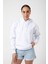 Beyaz Baskısız Kanguru Cepli Kapüşonlu 3 Iplikli Şardonlu Oversize Kadın Sweatshirt 1