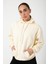 Bej Baskısız Kanguru Cepli Kapüşonlu 3 Iplikli Şardonlu Oversize Kadın Sweatshirt 1