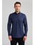 Bisse Spor Gömlek Modern Fit U. Kol Paşa Yaka Düğmeli Koyu Zemin Spor Çizgili Lacivert GMCZG1722300201_D39 1