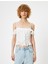 Omuzları Açık Fırfırlı Bluz Crop Ince Askılı 3