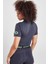 Pro Dri-Fit Cropped Graphic Sleeve Kadın Antrasit Tişört 2