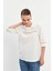 Ekru Dantel Detaylı Reglan Kol Bluz 2