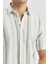 Koyu Yeşil Kısa Kollu Çizgili Armürlü Pamuklu Casual Slim Fit Dar Kesim Gömlek 1004240243 3