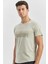Taş Rengi Baskılı Bez Ayağı Bisiklet Yaka Cepli %100 Pamuk Slim Fit Dar Kesim Tişört 1011240182 2