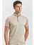 Bej Desenli Merserize Düğmeli Yaka Pamuklu Casual Slim Fit Dar Kesim Tişört 1011240163 3