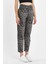 - Kadın Leopar Desenli Yüksek Bel 5 Cep Mom Fit Denim Pantolon 4
