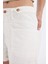 Mom Fit Yüksek Bel Katlamalı Paça Jean Şort D4585AX24HS 5