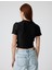 Dokulu Crop Tişört Asimetrik Kısa Kollu Yuvarlak Yaka Slim Fit 4
