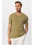 Haki V Yaka Basic Erkek T-Shirt 4
