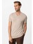 Açık Bej Basic V Yaka Erkek T-Shirt 1