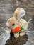 Pilli Sesli Zıplayan Hareketli Havuçlu Krem Rengi Peluş Tavşan 18X17 cm 3
