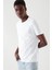 Beyaz Basic Erkek Slim Fit %100 Pamuklu Kısa Kollu Bisiklet Yaka T-Shirt 2