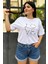 Beyaz Renk Love Baskı Nakış Desenli Oversize T-Shirt 1