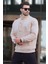 Bej Dik Yakalı Düğme Detaylı Erkek Sweatshirt 7060 1