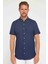 Erkek Slim Fit Dar Kesim Kısa Kollu %100 Pamuk Keten Doku Lacivert Düğmeli Yaka Gömlek 2