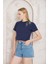Lacivert Omuzu Gül Nakışlı Basic Crop T-Shirt- 2412 2