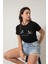 Siyah Önü Kırlangıç Nakışlı Yazılı Bisiklet Yaka Kısa Kollu Kadın T-Shirt- 2420 1
